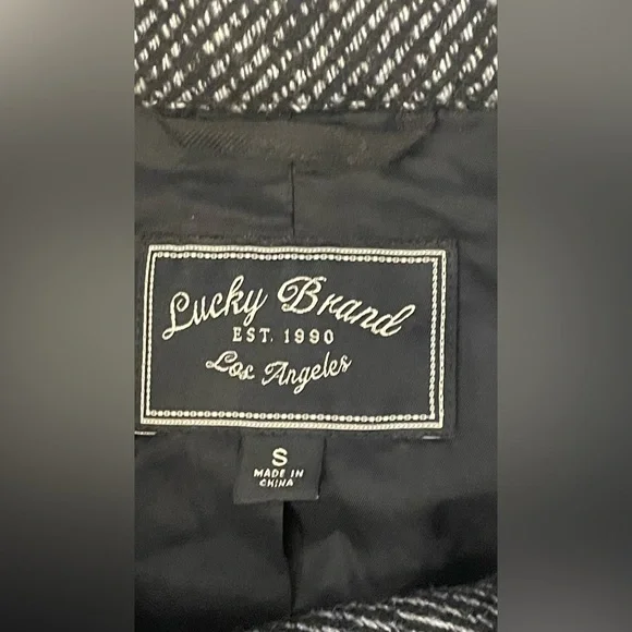 Lucky Brand Coat - Picture 10 of 10